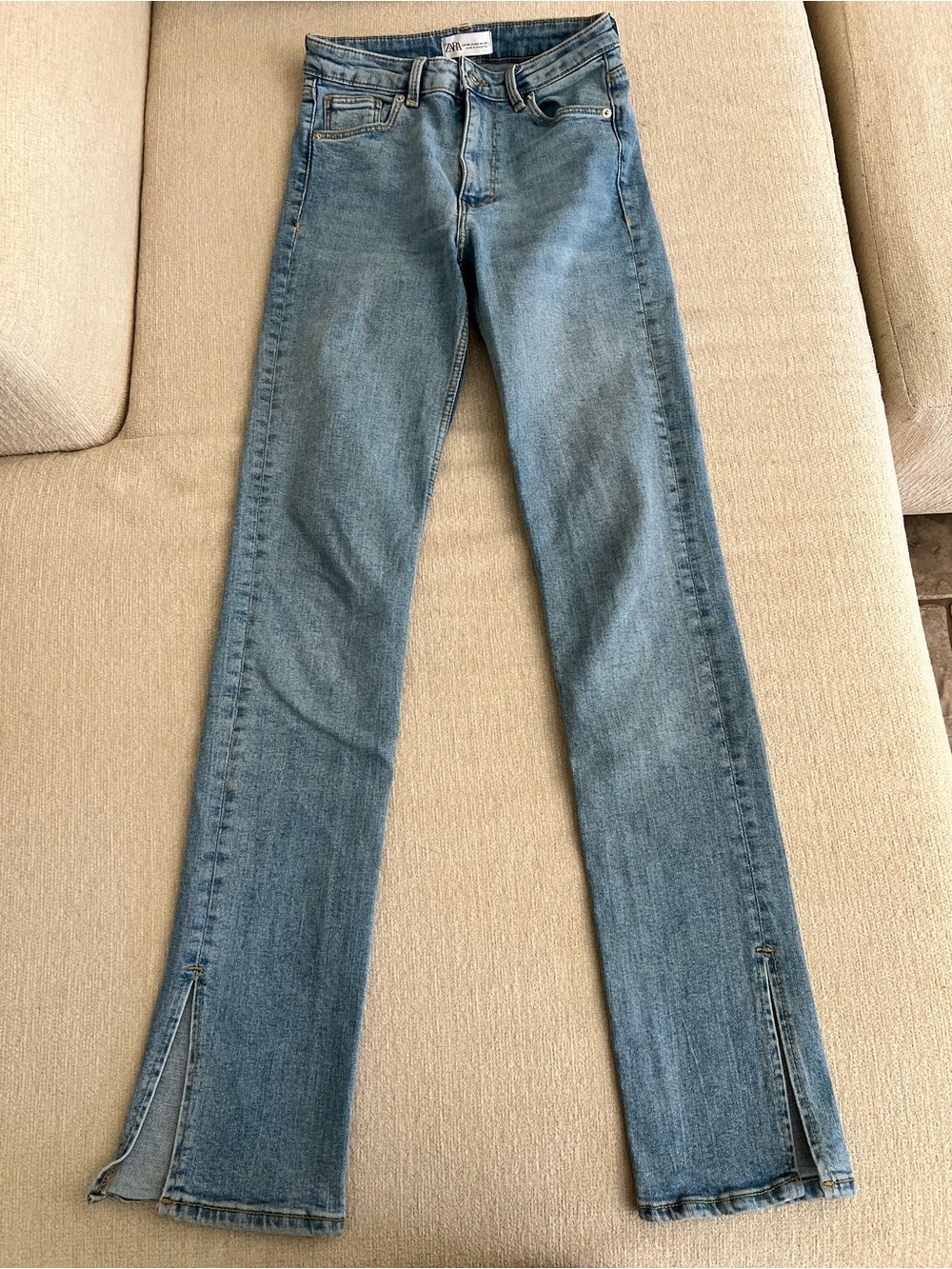 Zara Size 24 Light Blue Straight-Leg Jeans with Hem Slits